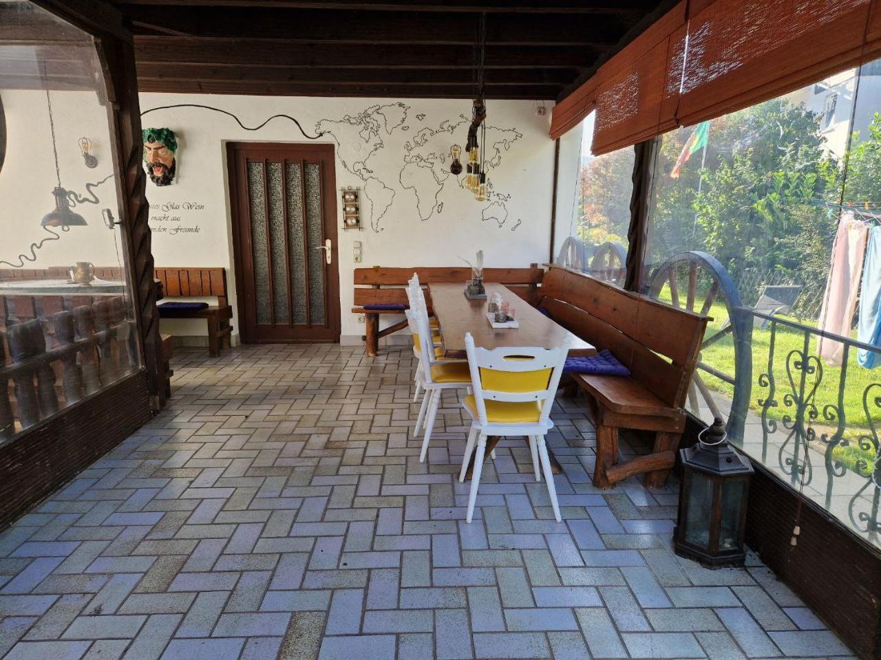 Weingut Im Moselkrampen Apartment เอลเลนซ์-พอลเทอร์สดอร์ฟ ภายนอก รูปภาพ