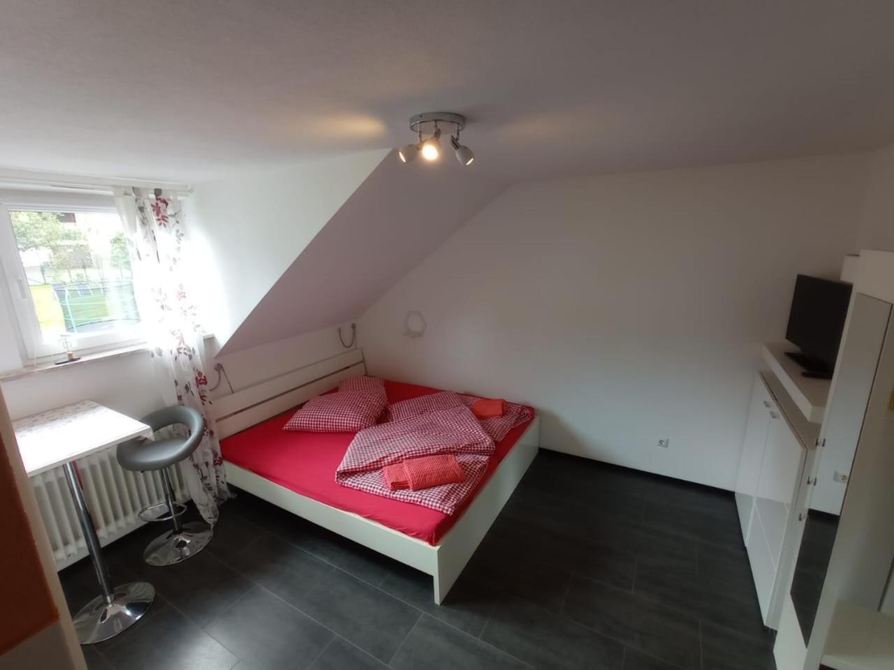 Weingut Im Moselkrampen Apartment เอลเลนซ์-พอลเทอร์สดอร์ฟ ภายนอก รูปภาพ